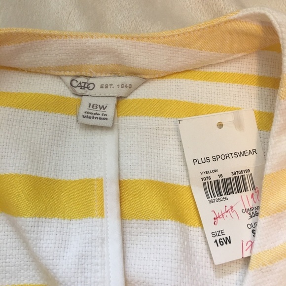 NWT Cato Yellow and White Striped Blazer with Three-Quarter Sleeves - Picture 2 of 7